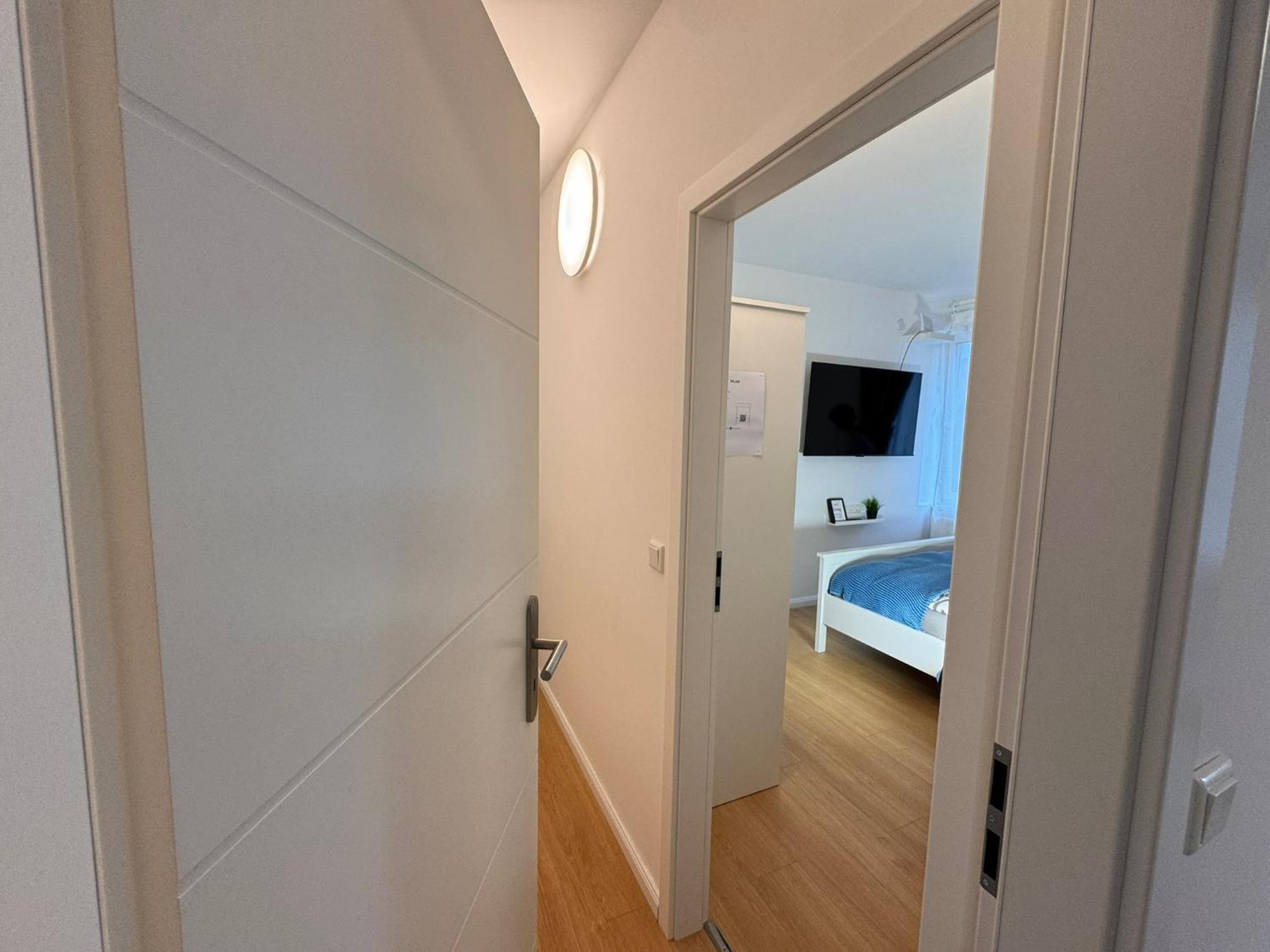 Fc-Apartmenthaus Falkensee Mit Grossem Garten Und Pkw Stellflaechen Esterno foto
